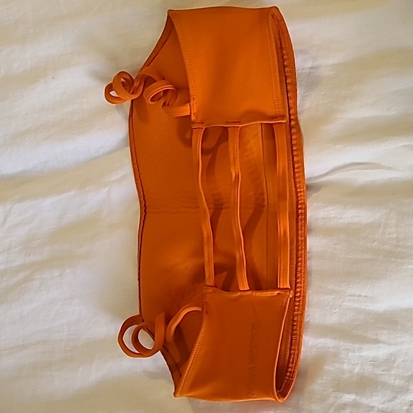 Orange sports bra - Picture 13 of 17